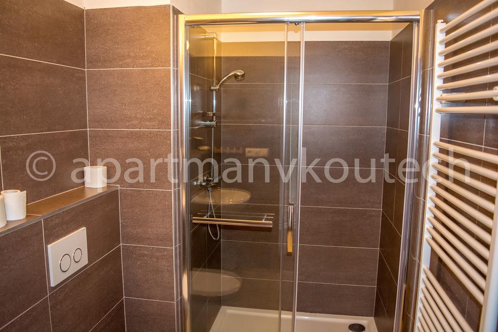 Apartman V Koutech Kouty Buitenkant foto