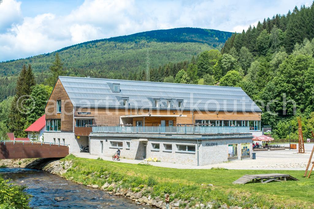 Apartman V Koutech Kouty Buitenkant foto